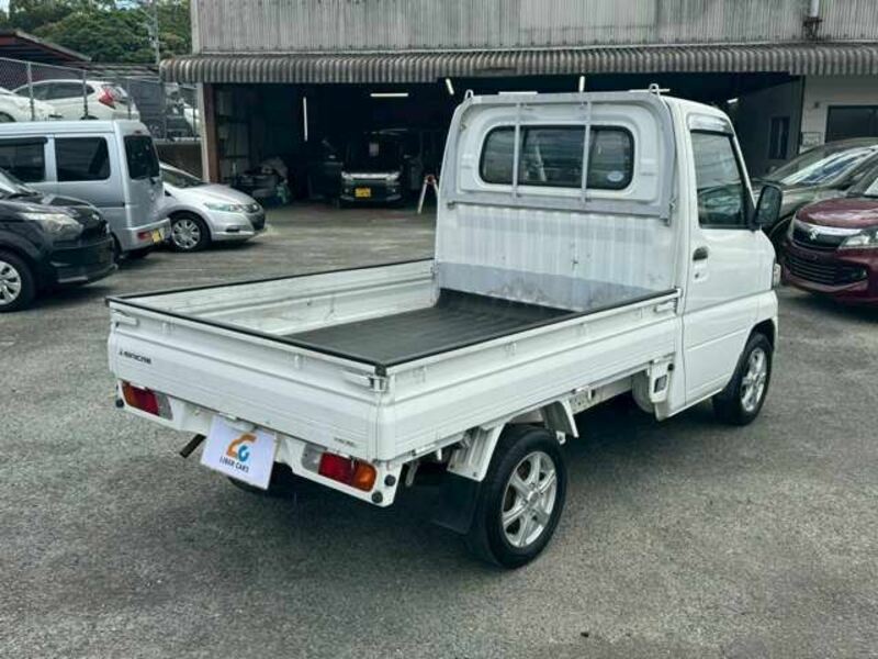 MINICAB TRUCK