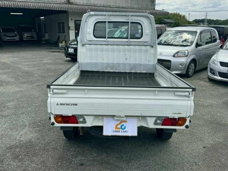 MINICAB TRUCK