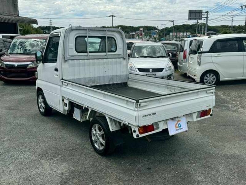MINICAB TRUCK