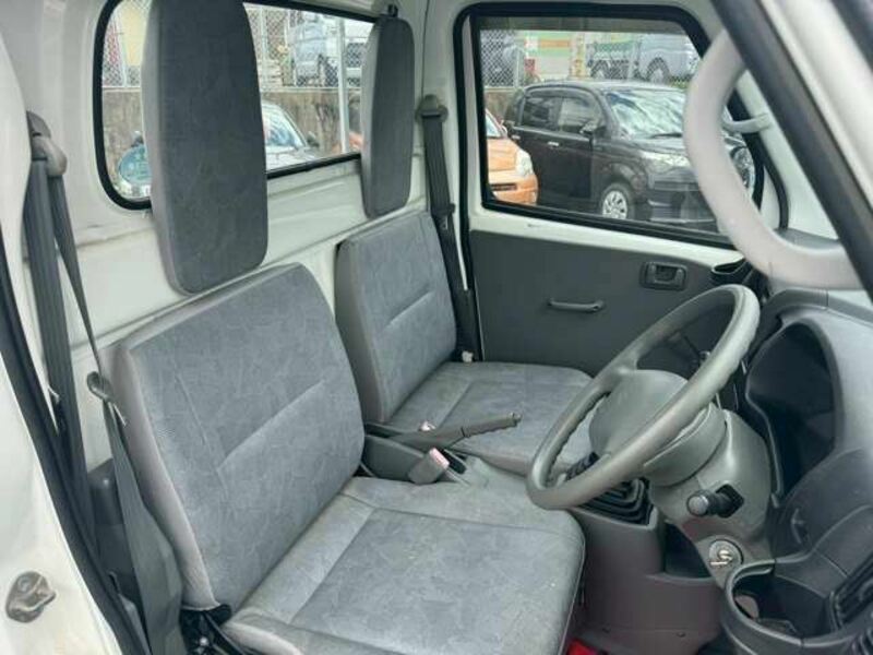 MINICAB TRUCK