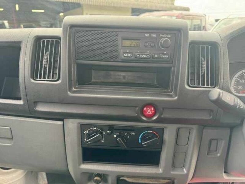 MINICAB TRUCK