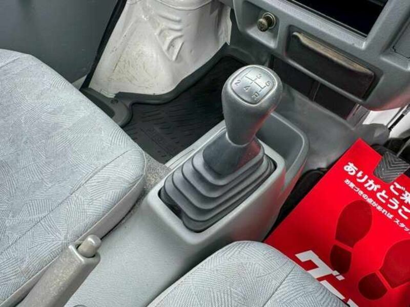 MINICAB TRUCK
