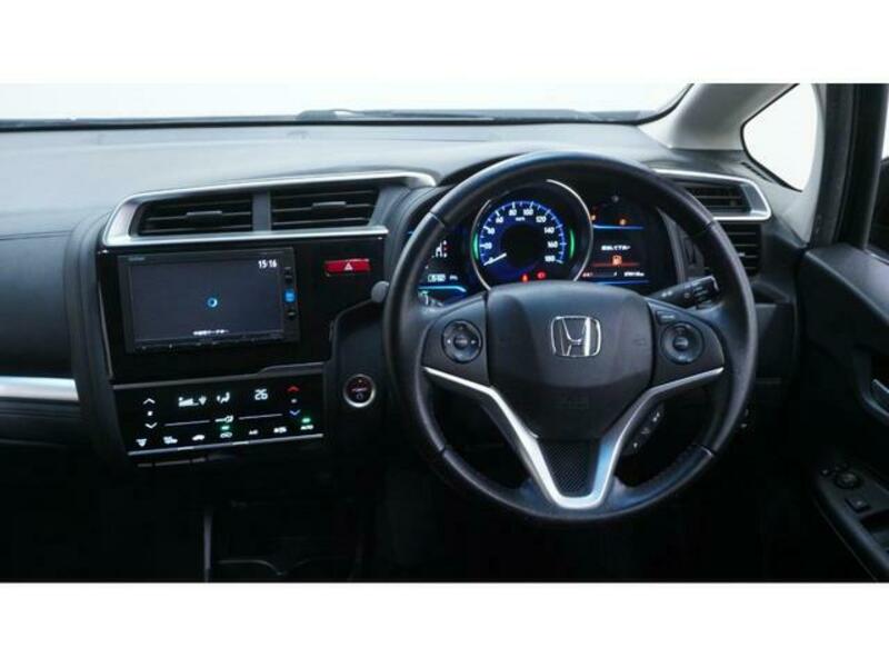 FIT HYBRID