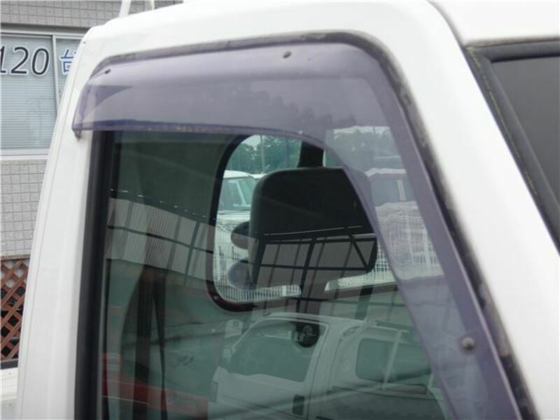 MINICAB TRUCK