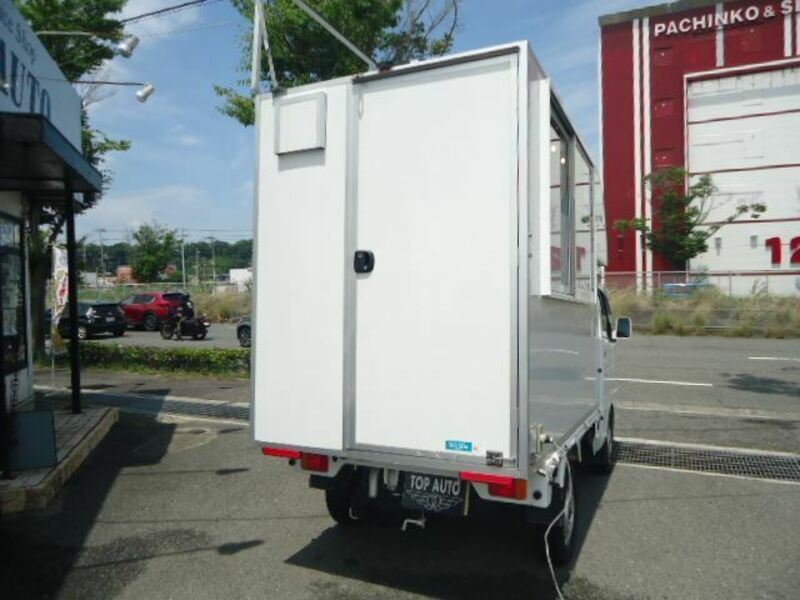 CARRY TRUCK
