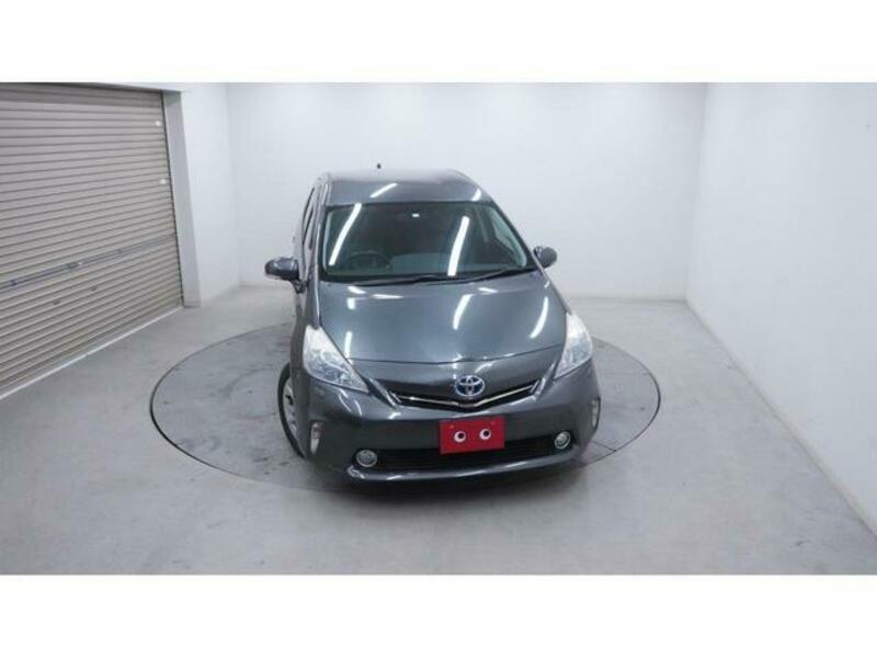 PRIUS ALPHA