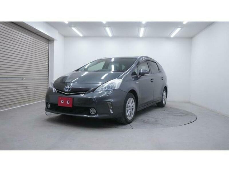 PRIUS ALPHA