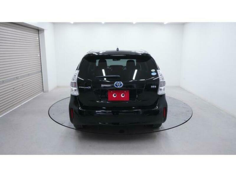 PRIUS ALPHA