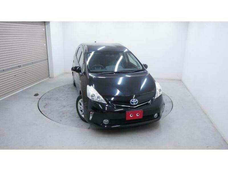 PRIUS ALPHA