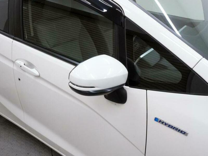 FIT HYBRID
