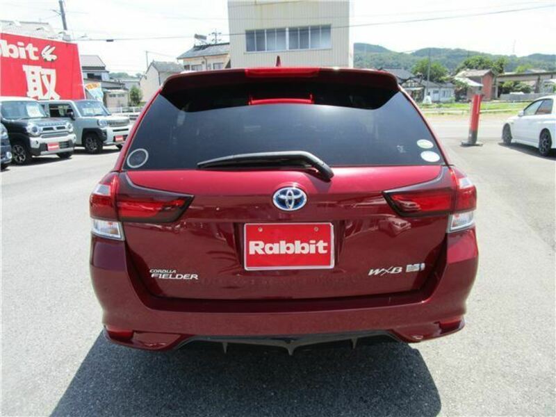 COROLLA FIELDER