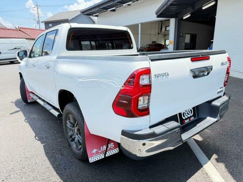 HILUX