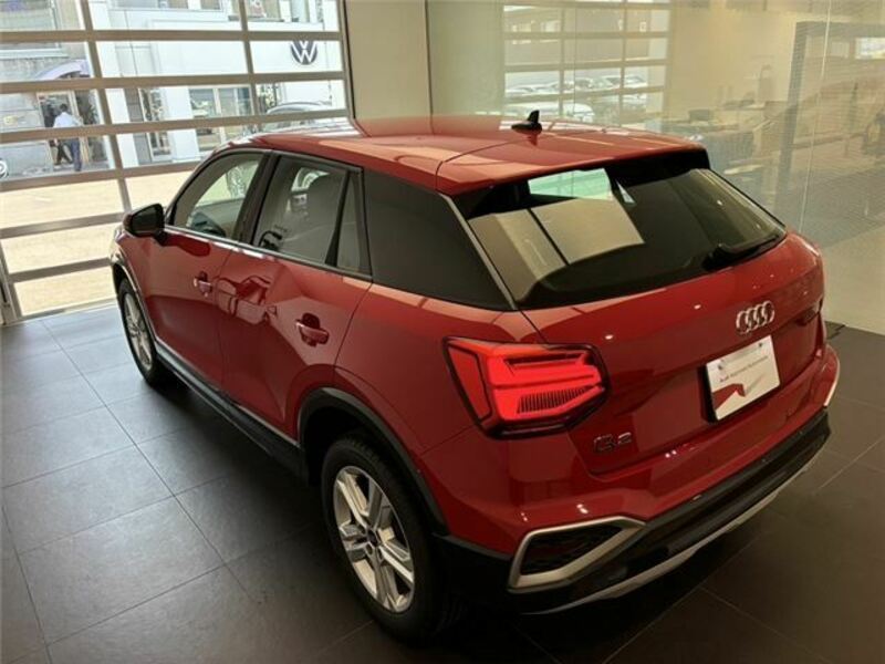 Q2