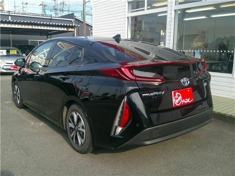 PRIUS PHV