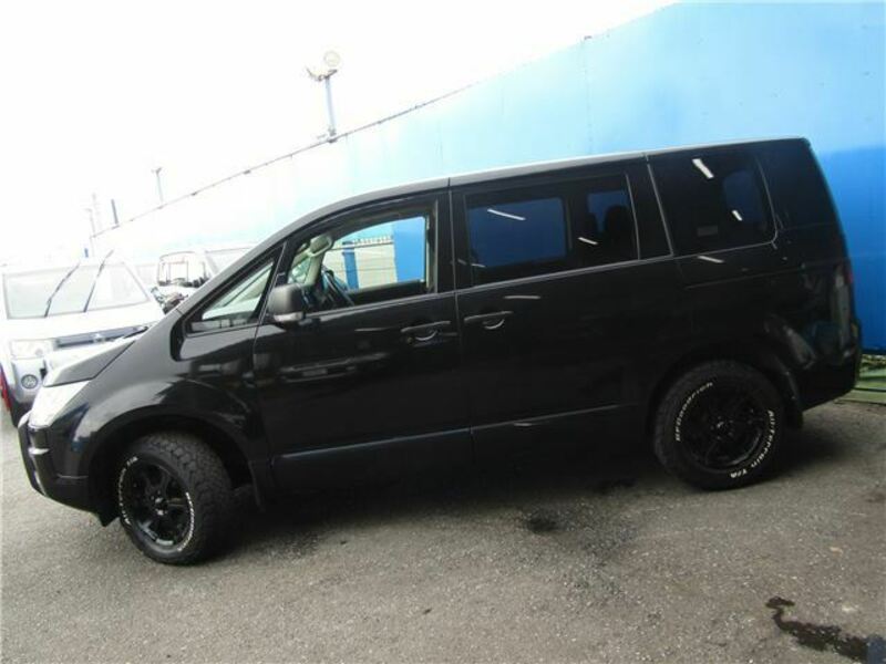 DELICA D5