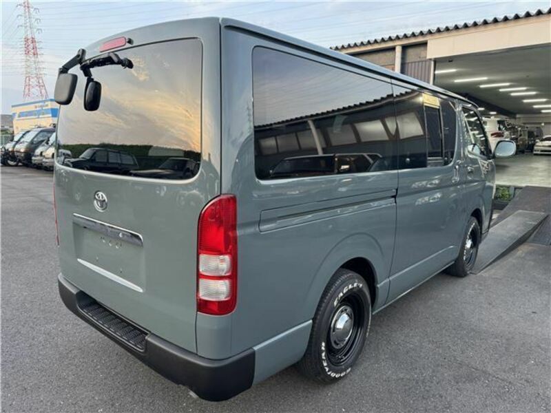 HIACE VAN