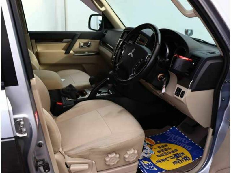 PAJERO