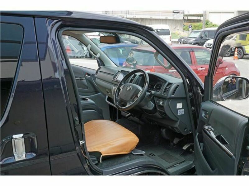 HIACE