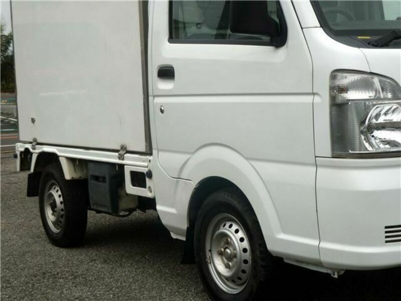 CLIPPER TRUCK