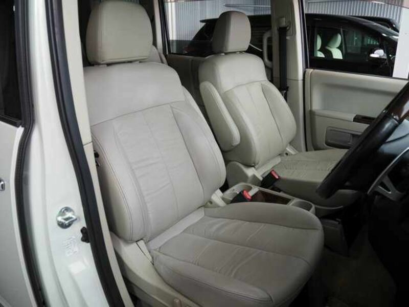 DELICA D5