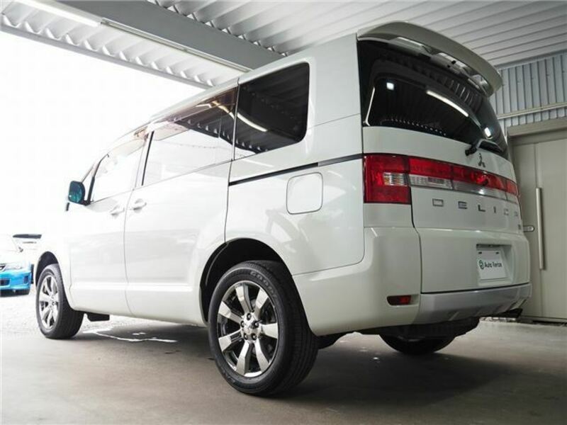DELICA D5