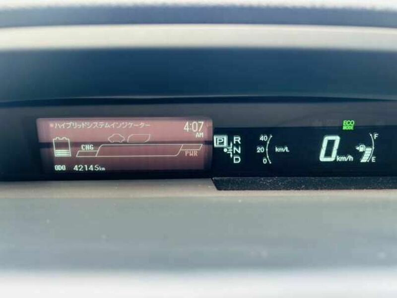 PRIUS PHV