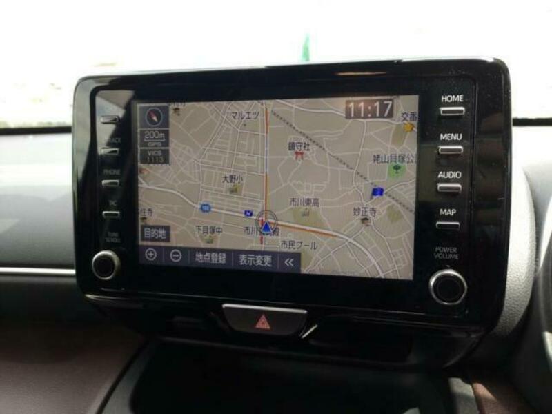 YARIS CROSS