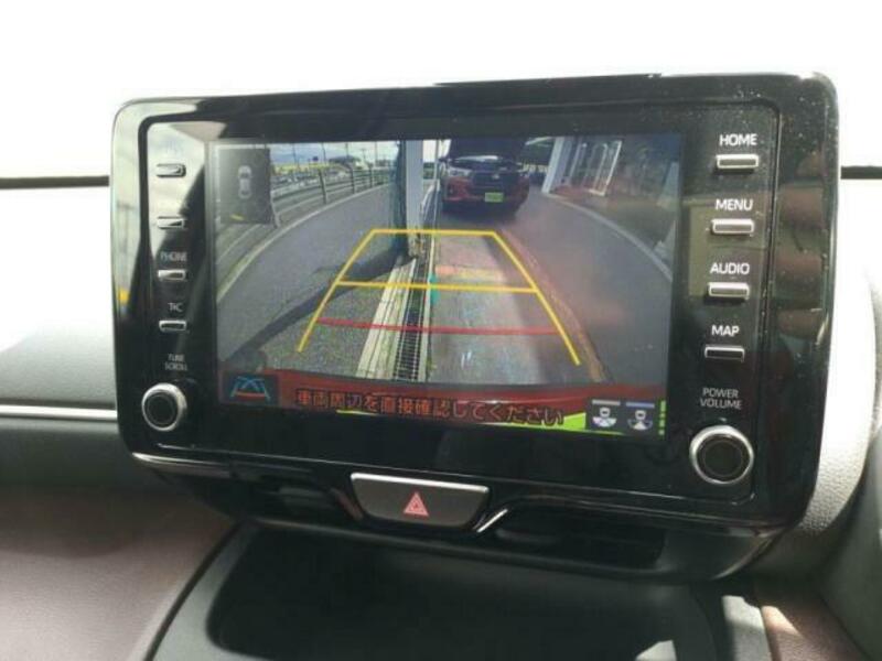 YARIS CROSS