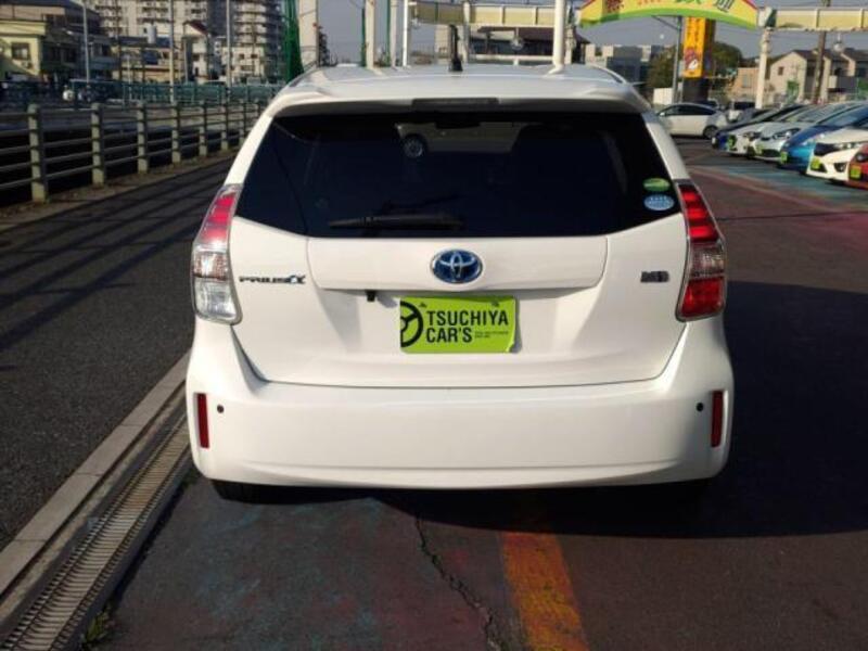 PRIUS ALPHA