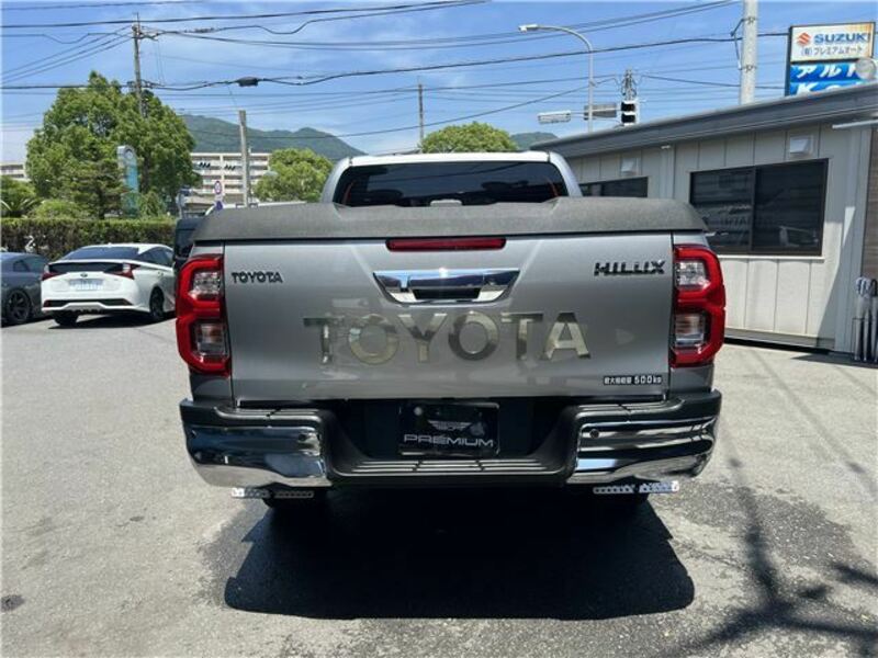HILUX