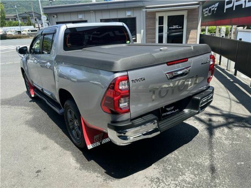HILUX