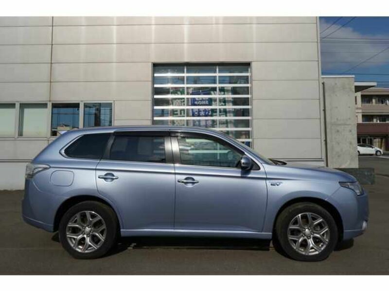OUTLANDER PHEV