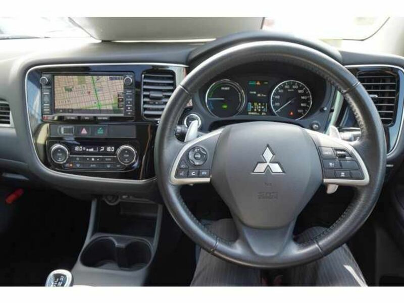 OUTLANDER PHEV