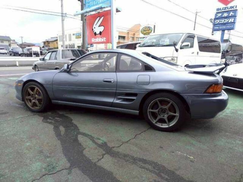 MR2