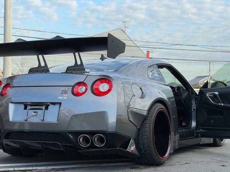 GT-R