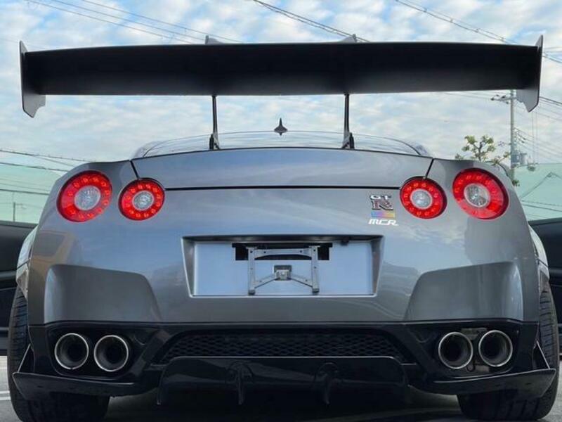 GT-R