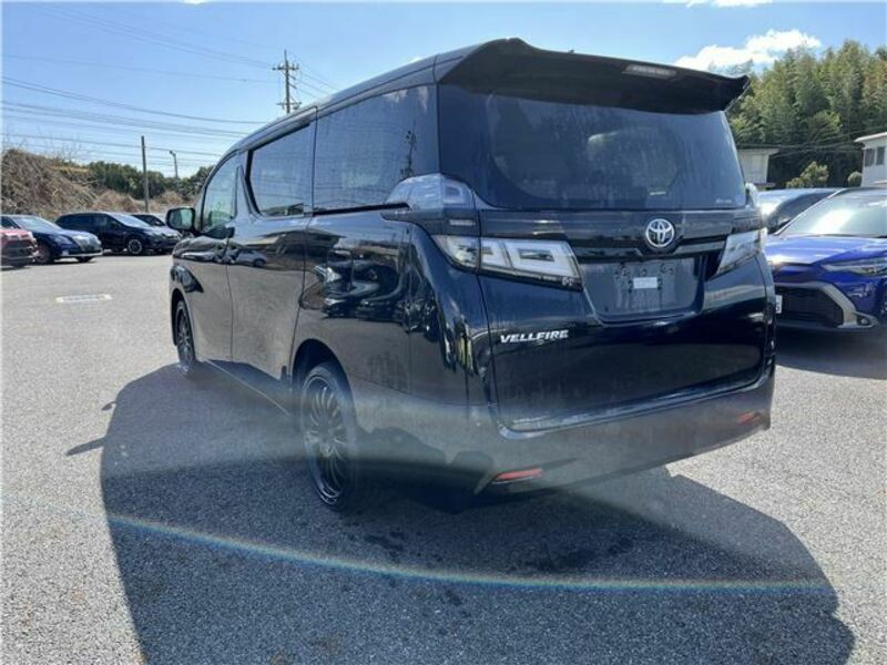 VELLFIRE
