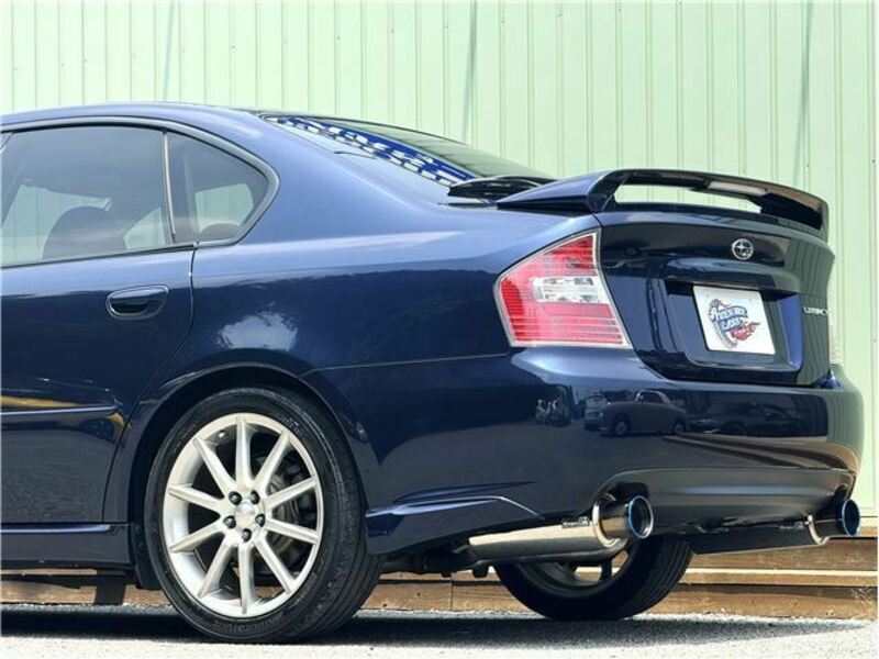 LEGACY B4