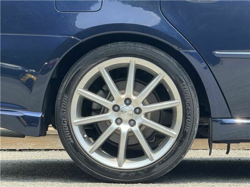 LEGACY B4