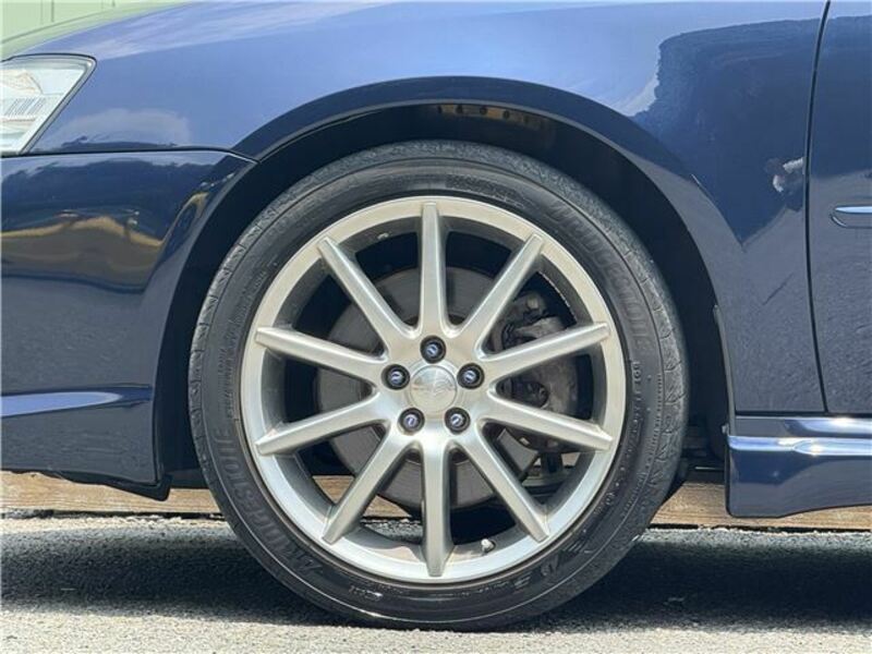 LEGACY B4