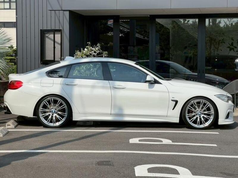 4 SERIES