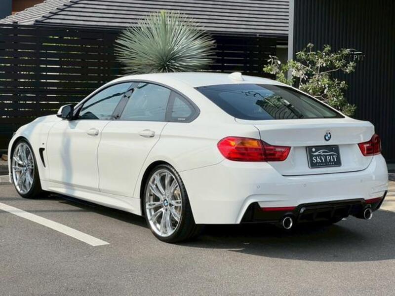 4 SERIES