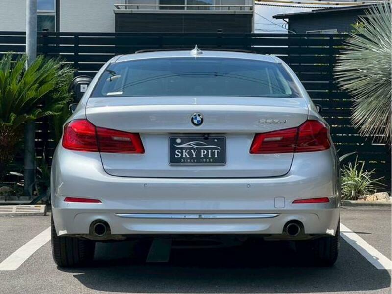 5 SERIES