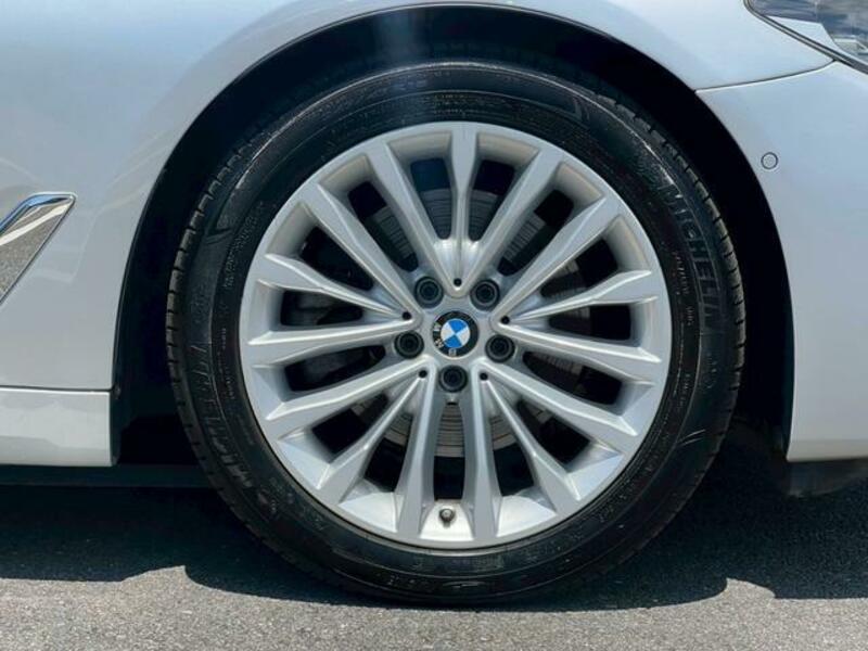 5 SERIES