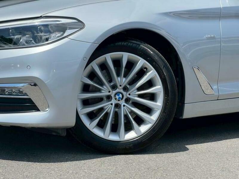 5 SERIES