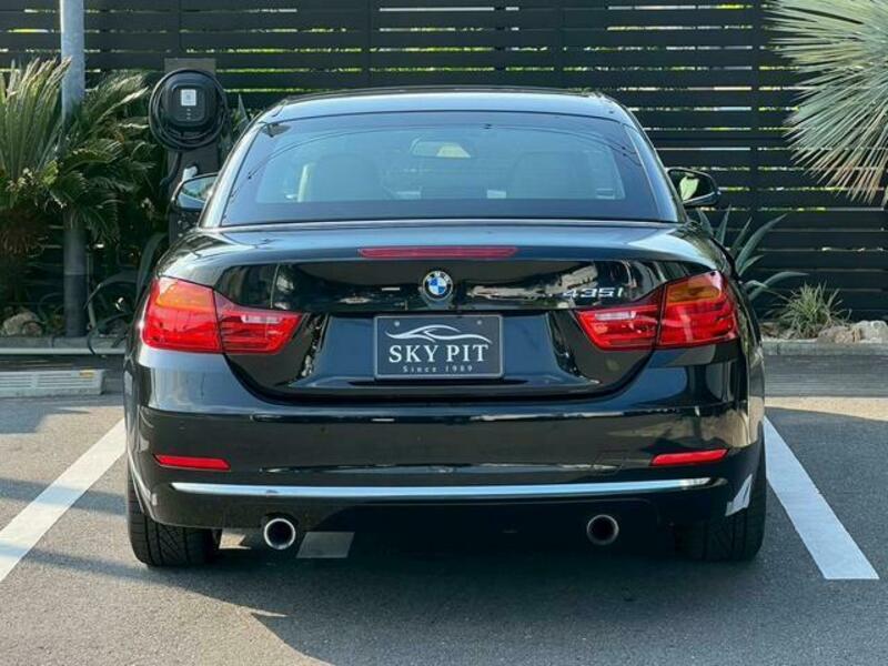 4 SERIES