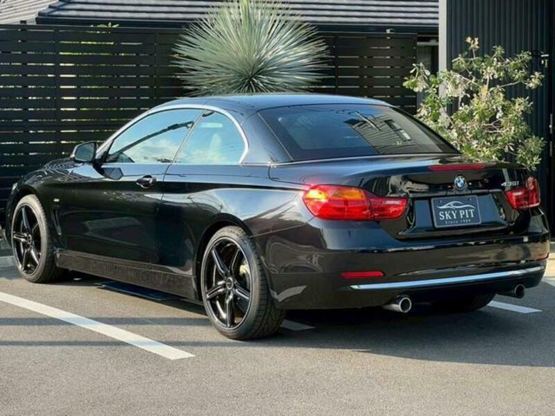 4 SERIES