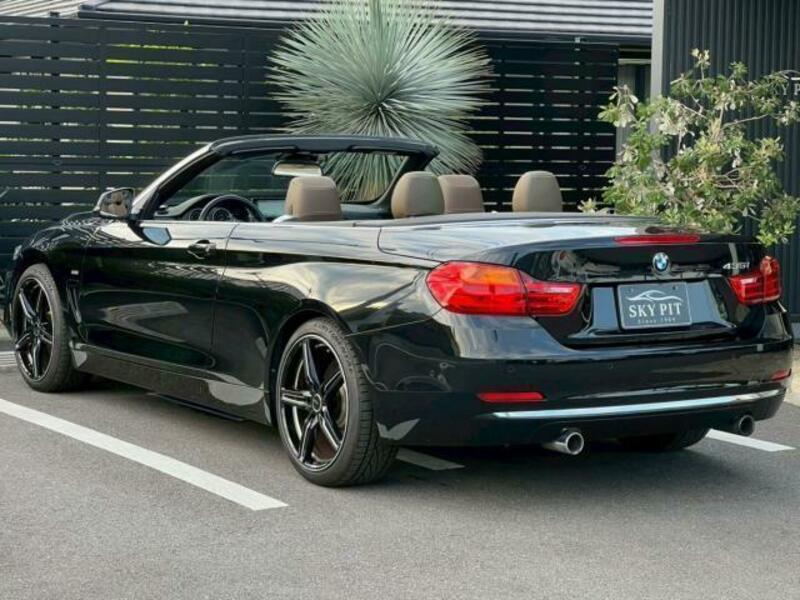 4 SERIES