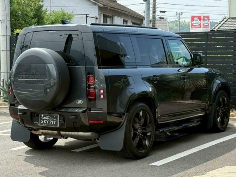 DEFENDER