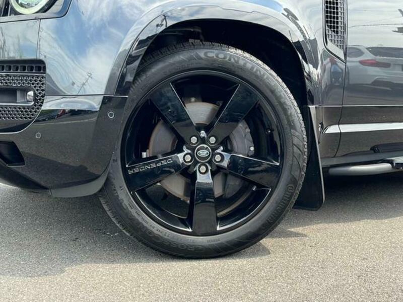 DEFENDER